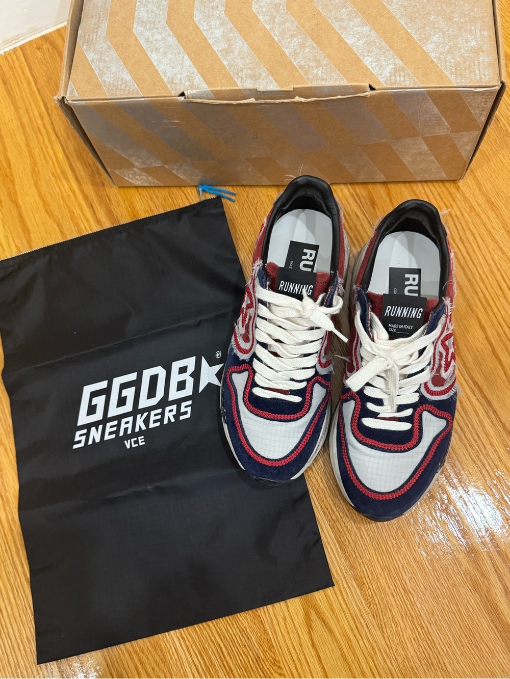 Golden Goose Running Sole Sneakers Blue Red Chain Stitch Size 36 - Picture 4 of 7